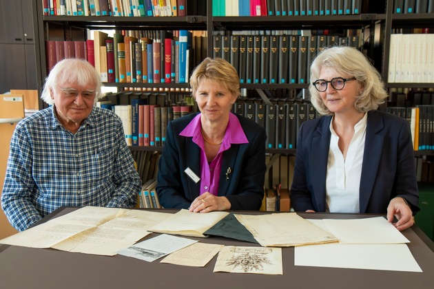PM: Die verlorene Bibliothek der Walkemühle bei Melsungen im zweifachen Fokus: Dirichlet-Nachlass online - Bundesarchiv restituiert verlorengeglaubten Band